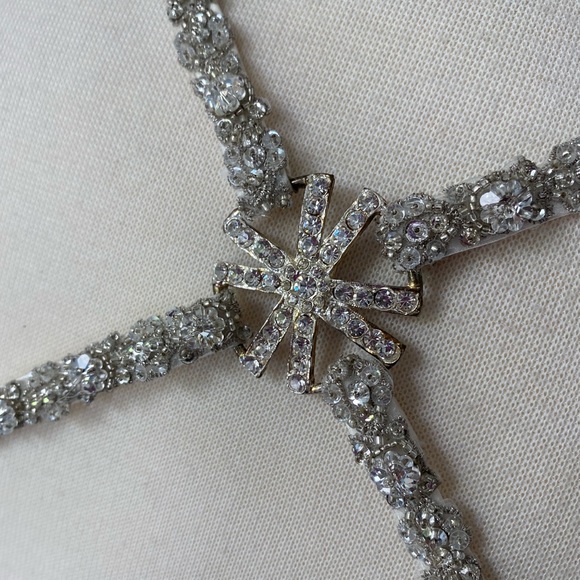 Henry Roth wedding dress - Picture 9 of 12